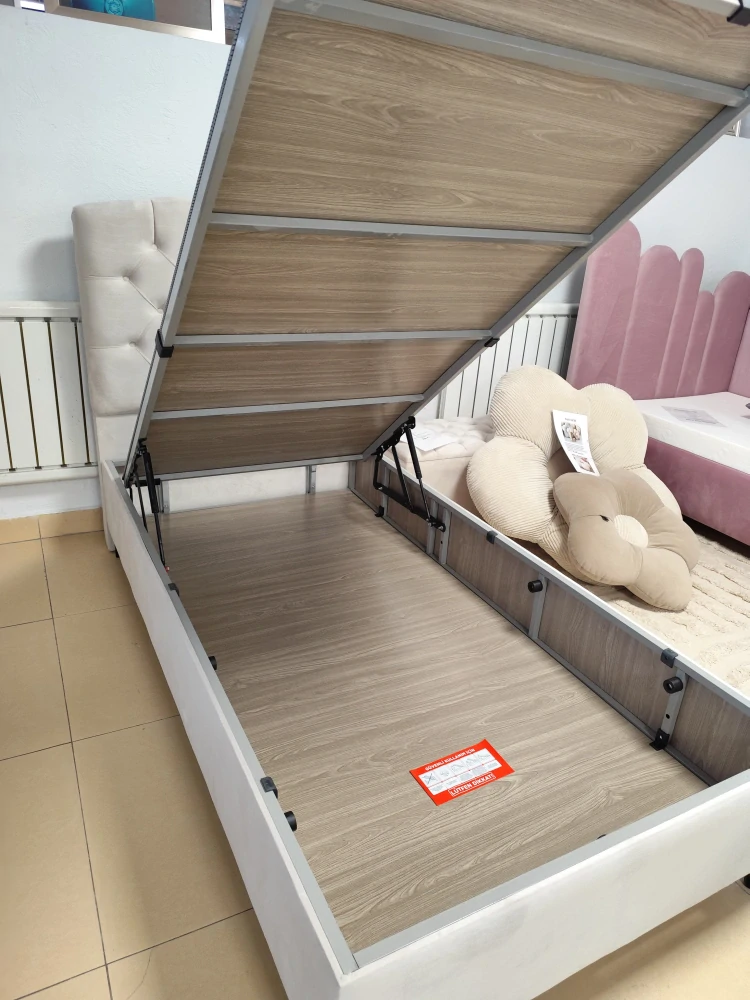 Vanesa posteľ - vystavená výpredaj 